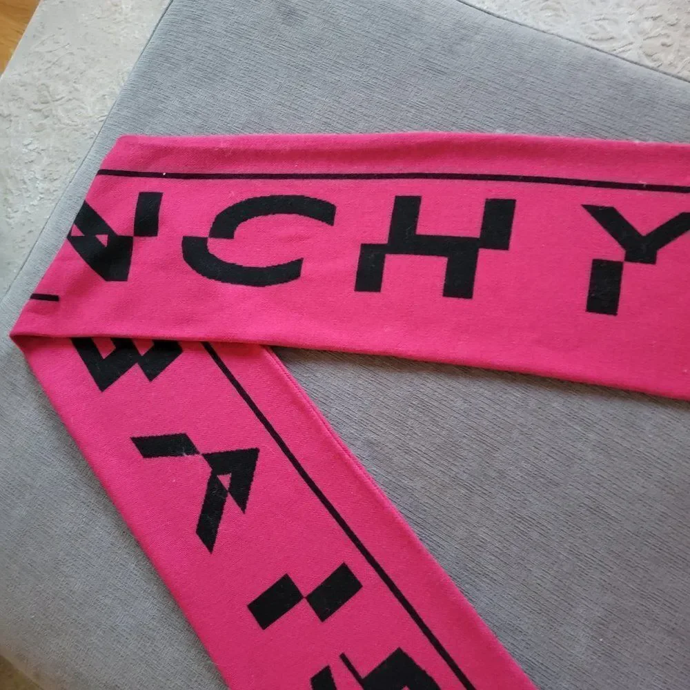 Givenchy paris pink